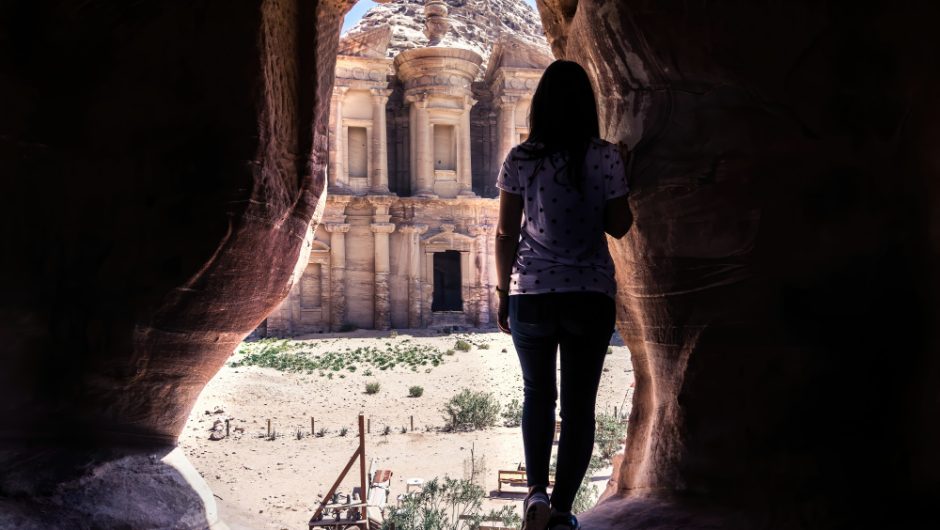 Cum să explorezi impresionanta Petra din Iordania